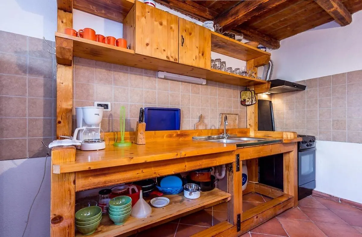 Villa Teresa ميدولين